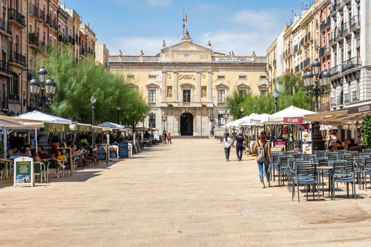 Hauzify I Domus Tarragona Apartamento Exterior foto